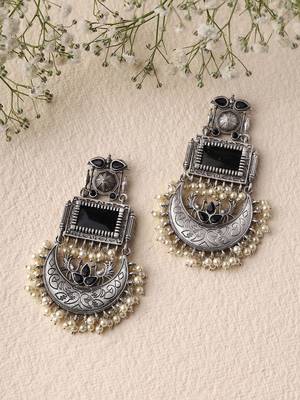 Oxidized stone long dangler earrings with pearls 2