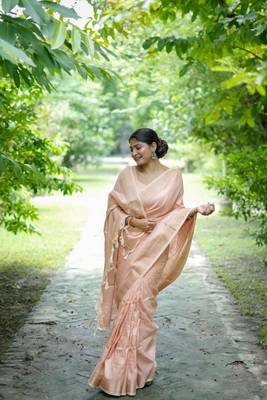 Peach Raw Silk Saree With All Over Zari Weaving Pattern With Running Blouse Piece 2