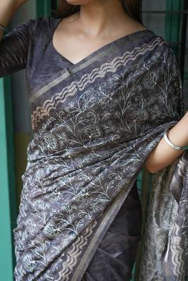 Black Tussar Silk Saree With Printed Pallu And Floral Embroidery Work Border With Blouse 4