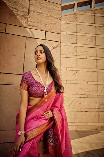 Pink Soft Khadi Raw Silk With Patola Weaving Pallu And Zari Weaving Border With Blouse