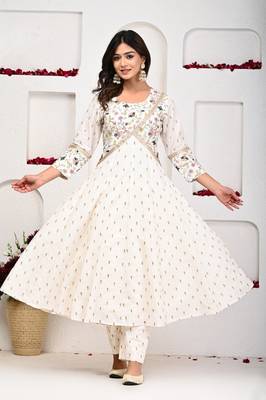 White anarkali two piece set: simplicity in cotton 5