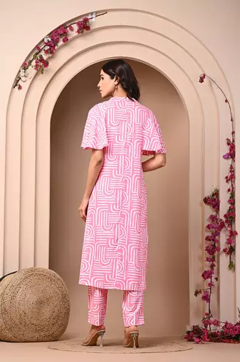 Pink rayon elegant kurti pant set