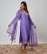 Voilet hand embroidered kurta set