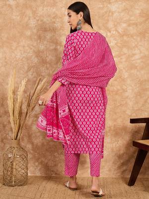 Pink Printed Pure Cotton Straight Kurti Pant and Dupatta Set 2