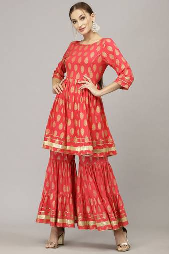 Pink printed rayon women's kurta and sharara set