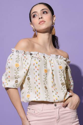 Casual half sleeve floral print  women's beige top