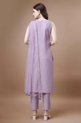 Purple embroidered silk blend  Kurta pant  with dupatta set