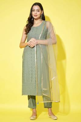 Moss green embroidered silk blend  Kurta pant  with dupatta set 1