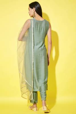 Moss green embroidered silk blend  Kurta pant  with dupatta set 2
