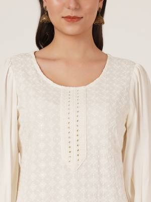 Off white embroidered rayon women's kurta, pyjama & dupatta set 4