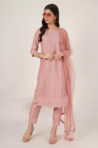 Peach embroidered silk blend women's kurta, pyjama & dupatta set