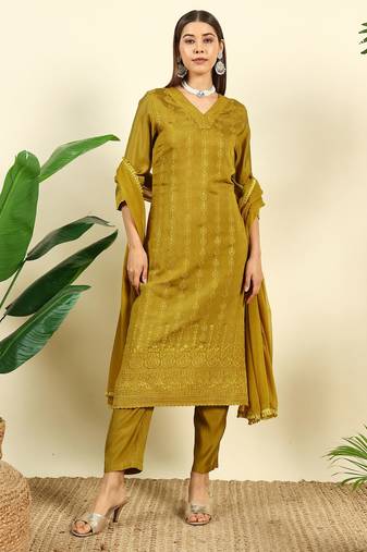 Mustard embroidered silk blend women's kurta, pyjama & dupatta set