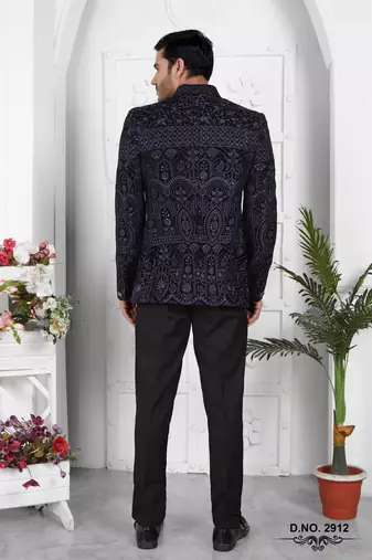 blue computer thread work on valvet jacket only