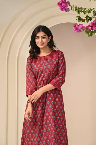 red exquisite charming kurta set