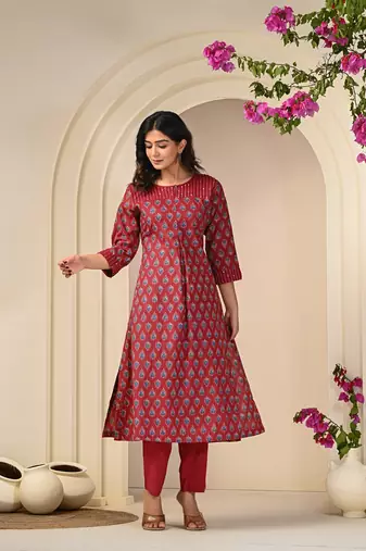 red exquisite charming kurta set