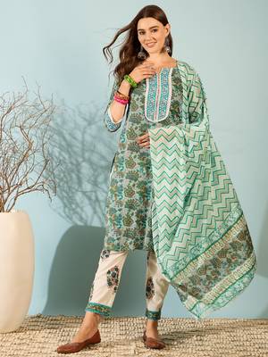 Green Printed Pure Cotton Straight Kurti Pant and Dupatta Set 1