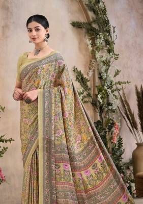Cream,Pink Floral Crepe Silk Printed Saree,Sari Comes With Blouse 2