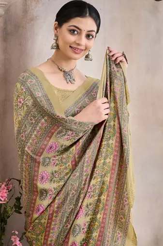 Cream,Pink Floral Crepe Silk Printed Saree,Sari Comes With Blouse
