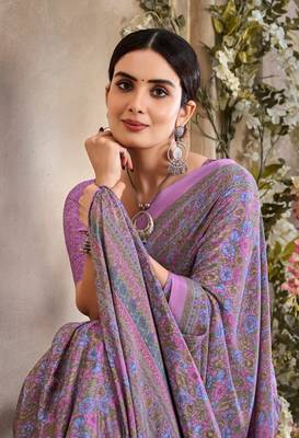 Lavender Floral Crepe Silk Printed Saree,Sari Comes With Blouse 4