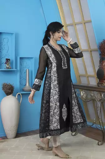 Black art silk embroidered anarkali kurta &