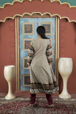 Beige silk embroidered anarkali kurta & 5