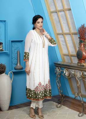 Off-white georgette embroidered anarkali kurta & 4