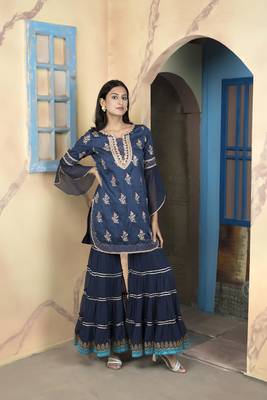 Navy-blue silk embroidered straight cut kurta & 1