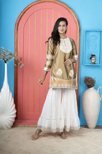 Antique-gold silk embroidered straight cut kurta &