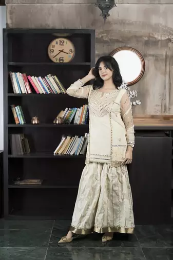 Beige chanderi silk embroidered asymmetrical kurta &
