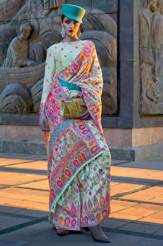 Light Green Organza Silk Handloom Weaving Silk Saree With Rich Pallu atteched With Blouse