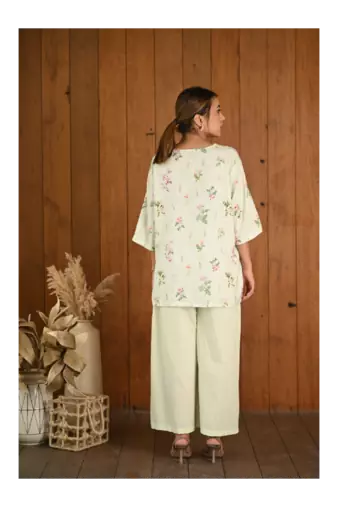 Senorita Light green & white linen & cotton half sleeve co-ord set