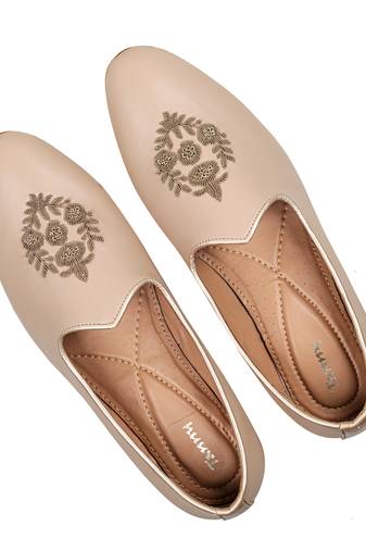 Tanny shoes men's faux leather beige zari embroidery ethnic shoe for bridal casual party
