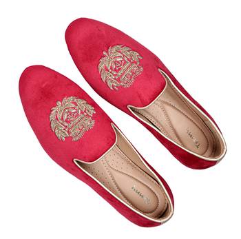 Tanny shoes men's velvet material zari embroidery maroon slip on jutti 1