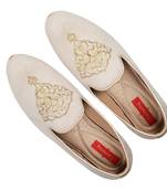 Tanny shoes men's velvet material zari embroidery off white slip on jutti