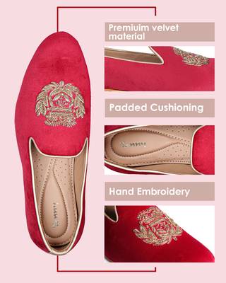 Tanny shoes men's velvet material zari embroidery maroon slip on jutti 5
