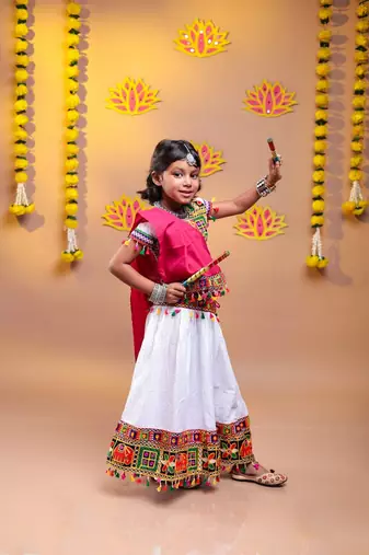 Banjara india girls kutch work embroidered lehenga choli set with dupatta (cc1-wild) - white