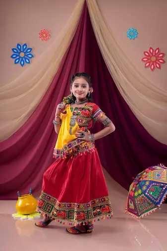 Banjara india girls kutch work embroidered lehenga choli set with dupatta (cc1-wild) - red