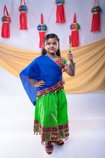 Banjara india girls kutch work embroidegreen lehenga choli set with dupatta (cc1-wild) - green