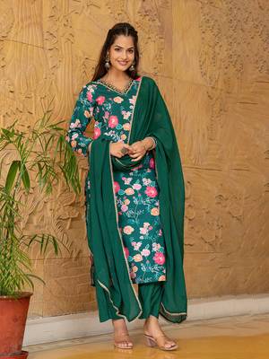 women green rayon blend floral printed straight kurta trousers with dupatta 7