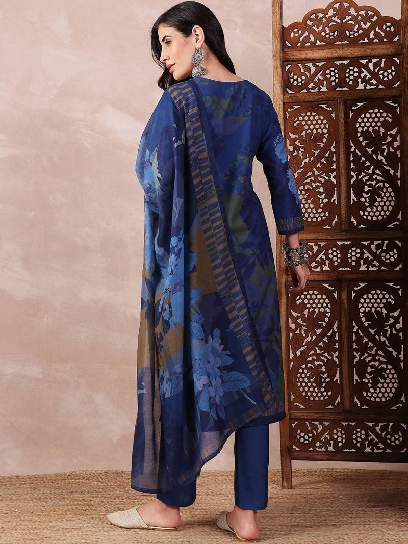 women blue rayon blend floral printed straight kurta trouser with dupatta