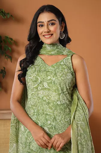  green cotton strappy kurta dupatta set