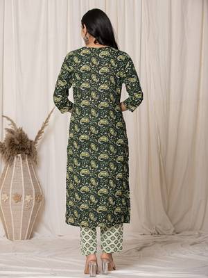  green paisley pure cotton straight kurta and trouser with dupatta set 3