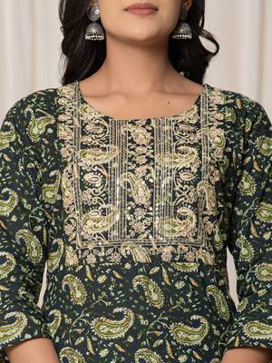  green paisley pure cotton straight kurta and trouser with dupatta set 4