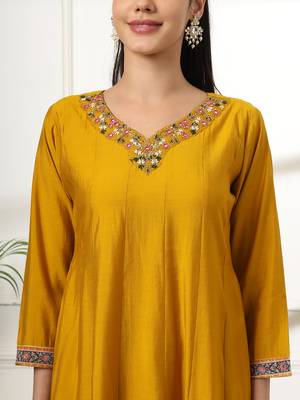  mustard anarkali silk blend kurta dupatta set 4