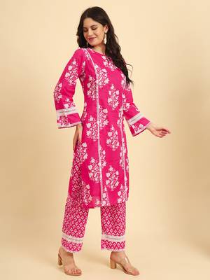  pure cotton pakistani kurta set with pant & dupatta with lace detailing 5