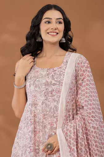  peach cotton anarkali square neck kurta dupatta set