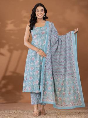  blue cotton anarkali square neck kurta dupatta set 1