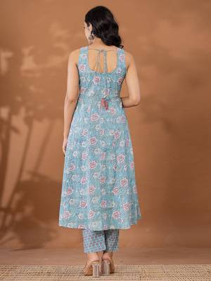  blue cotton anarkali square neck kurta dupatta set 3