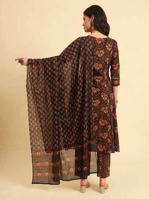  navy blue pure cotton floral,sequins worky kurta set with dupatta 3