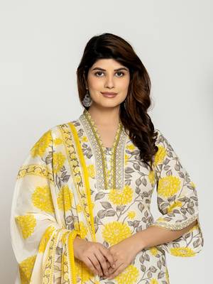  yellow and off white cotton pakistani style kurta dupatta set 5